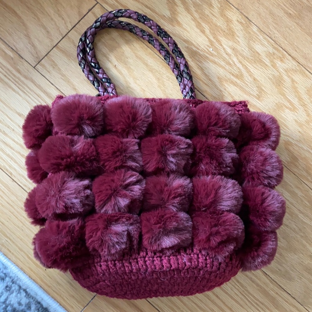 Anteprima Pom Pom bug